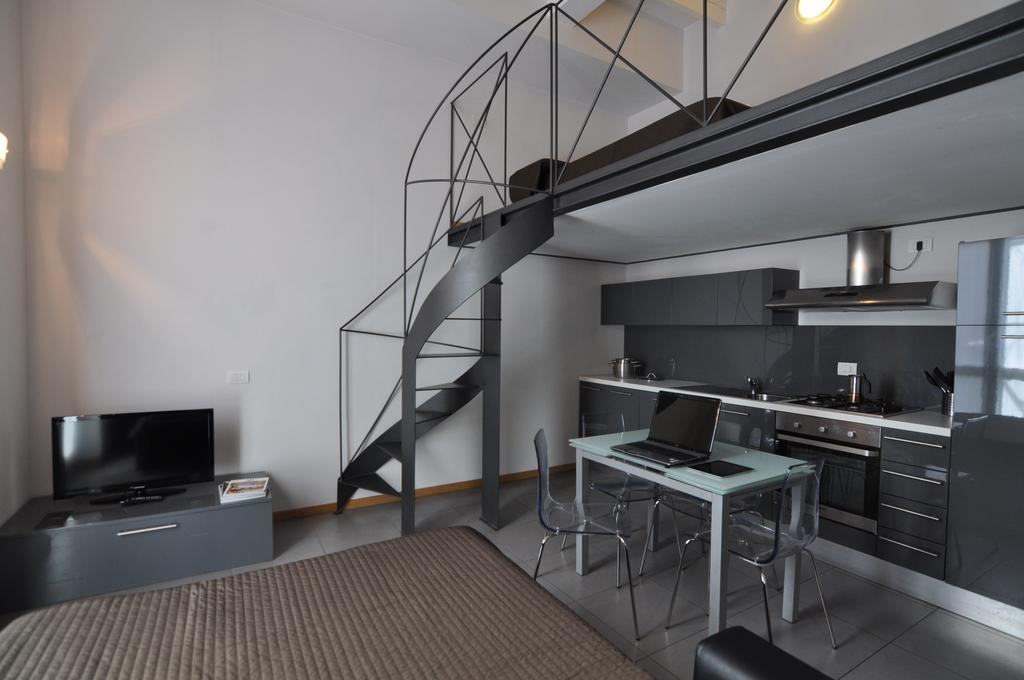 Easy - And Navigli Aparthotel