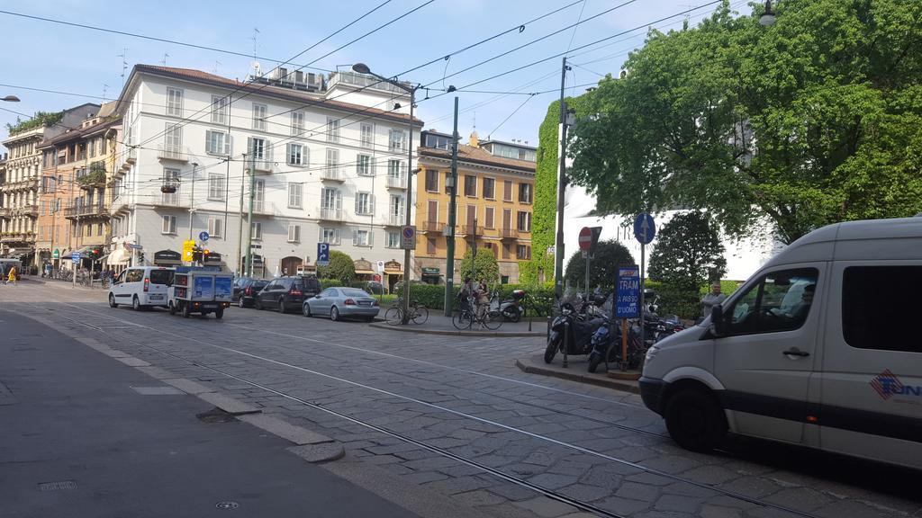 Apartment Bnbutler - Broletto 39 - A Few Steps To The Duomo And La Scala *