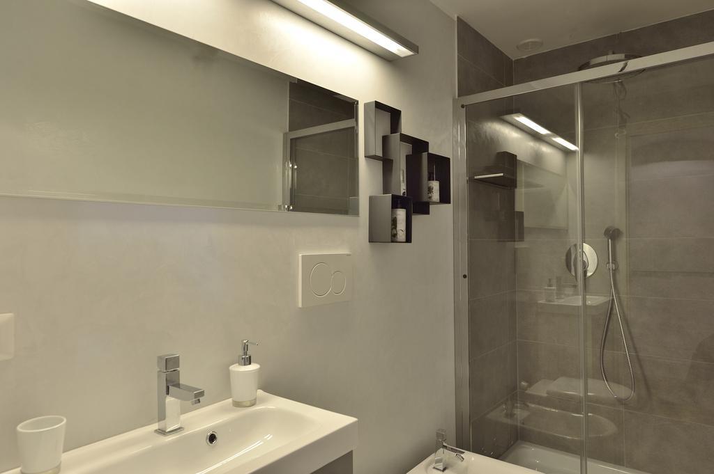 Park & Cloister Views Exclusive Apartment *