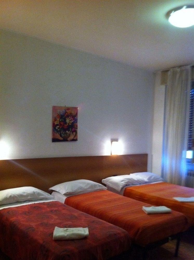 Hotel Salus *