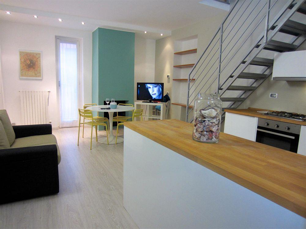 Apartment Temporary House - Navigli *