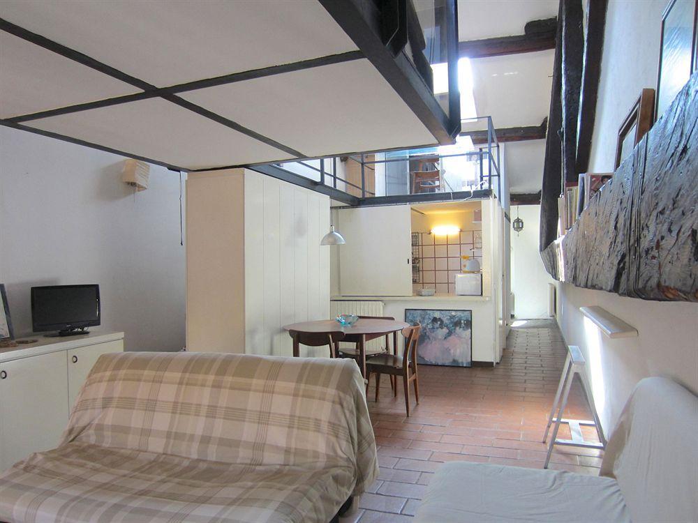 Apartment Temporary House - Navigli