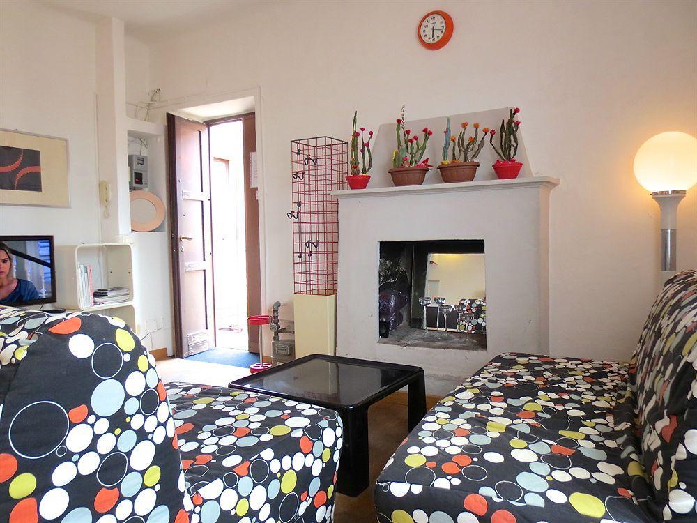 Temporary House - Navigli Milan