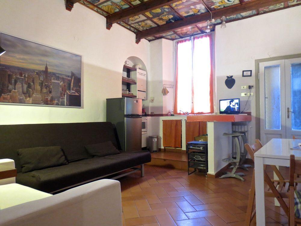 Apartment Temporary House - Navigli *