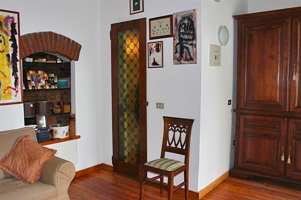 Temporary House - Navigli Milan