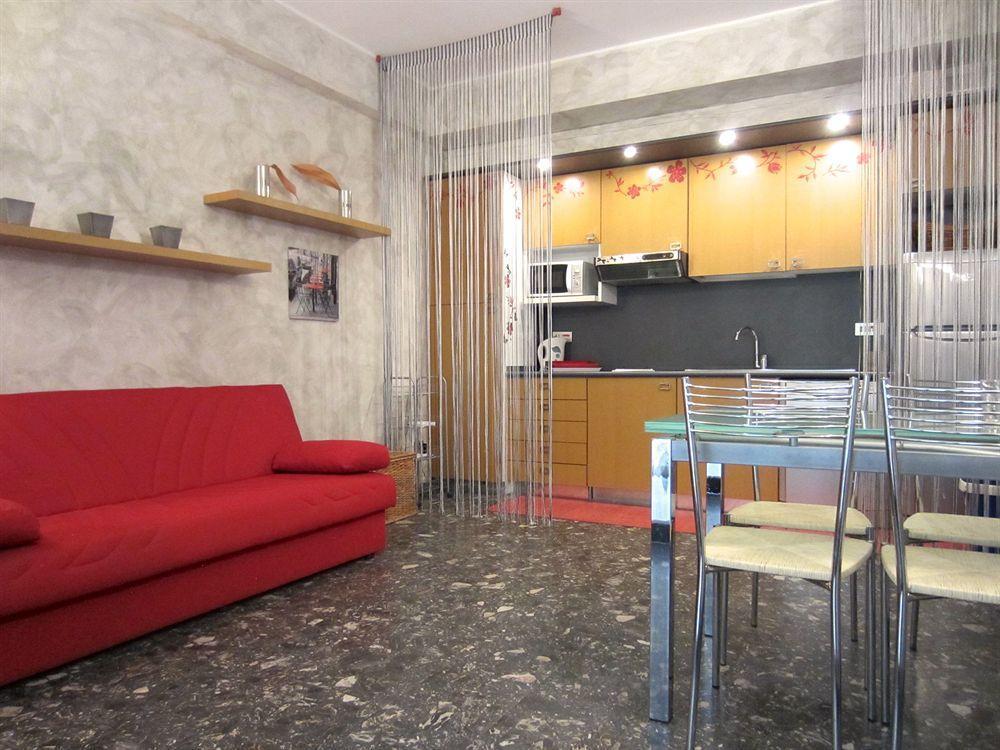 Apartment Temporary House - Navigli *
