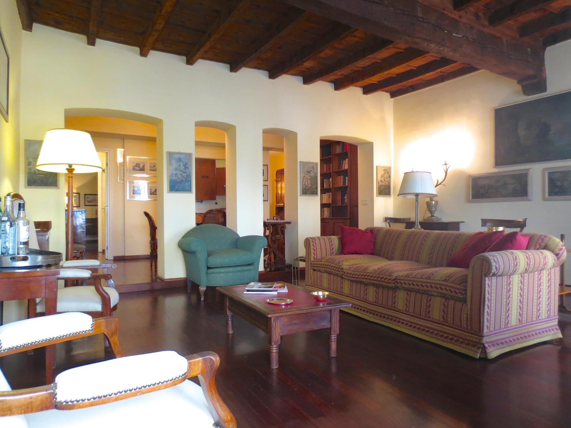 Temporary House - Navigli Milan
