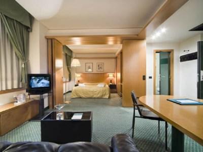 Hotel Century 4*