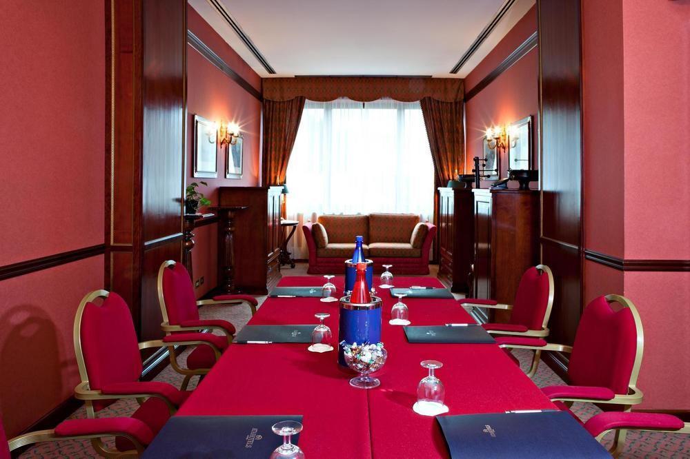Hotel Atahotel Executive 4*