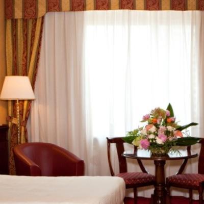 Hotel Atahotel Executive
