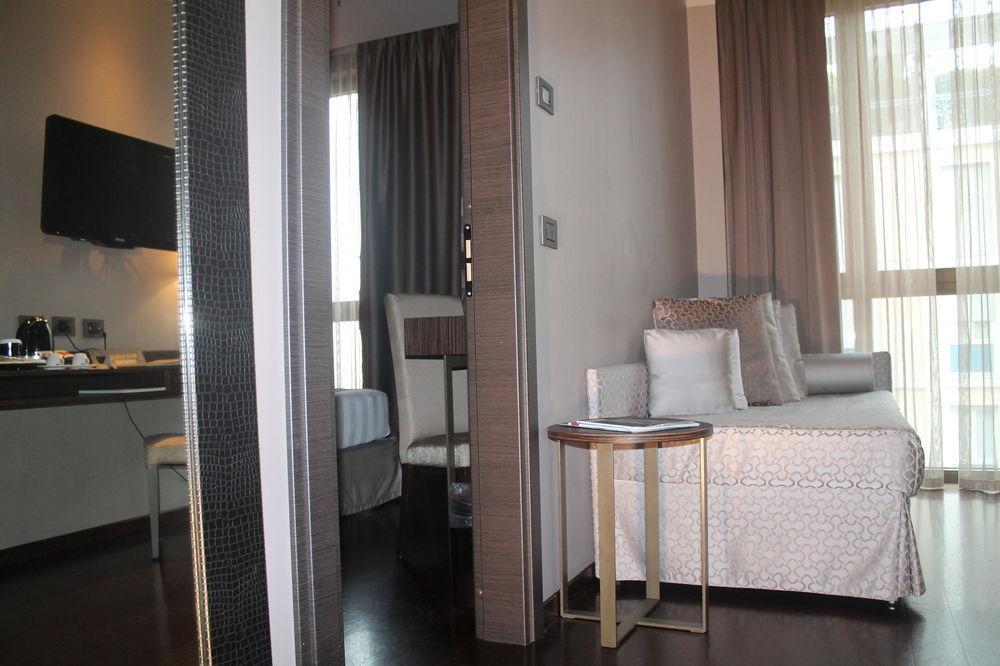 Uptown Palace 4*