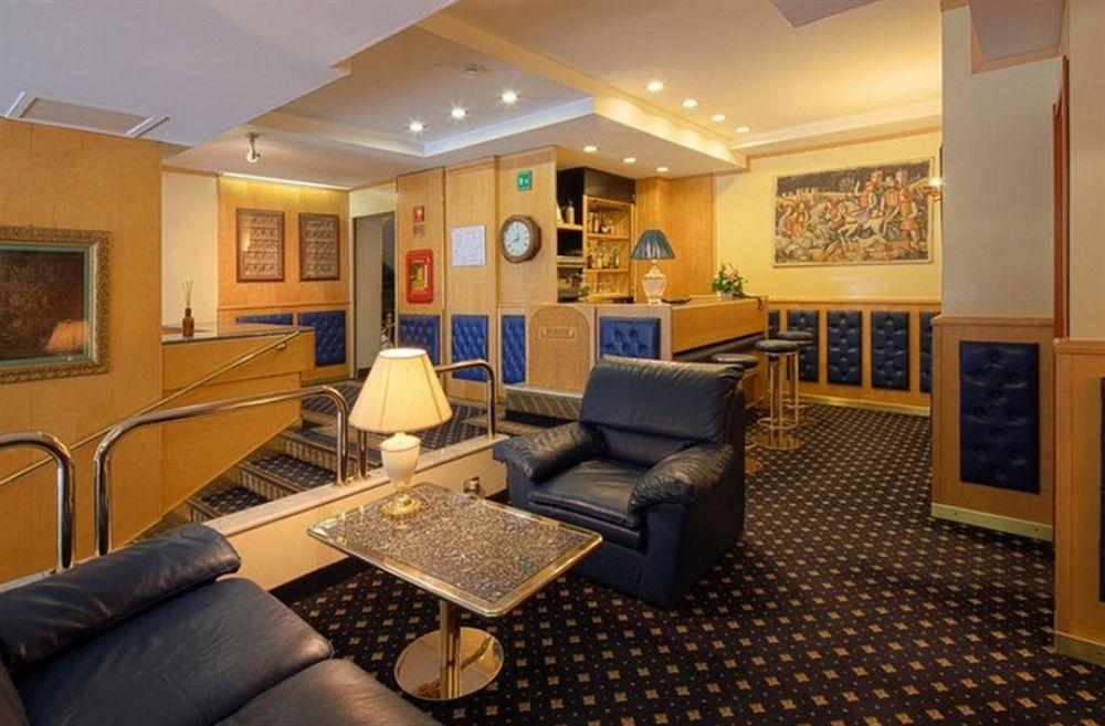 Mentana, By R Collection 4* Milan