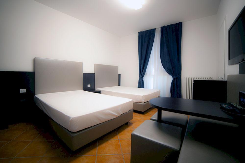 New Generation Chic Sempione Hostel Milan