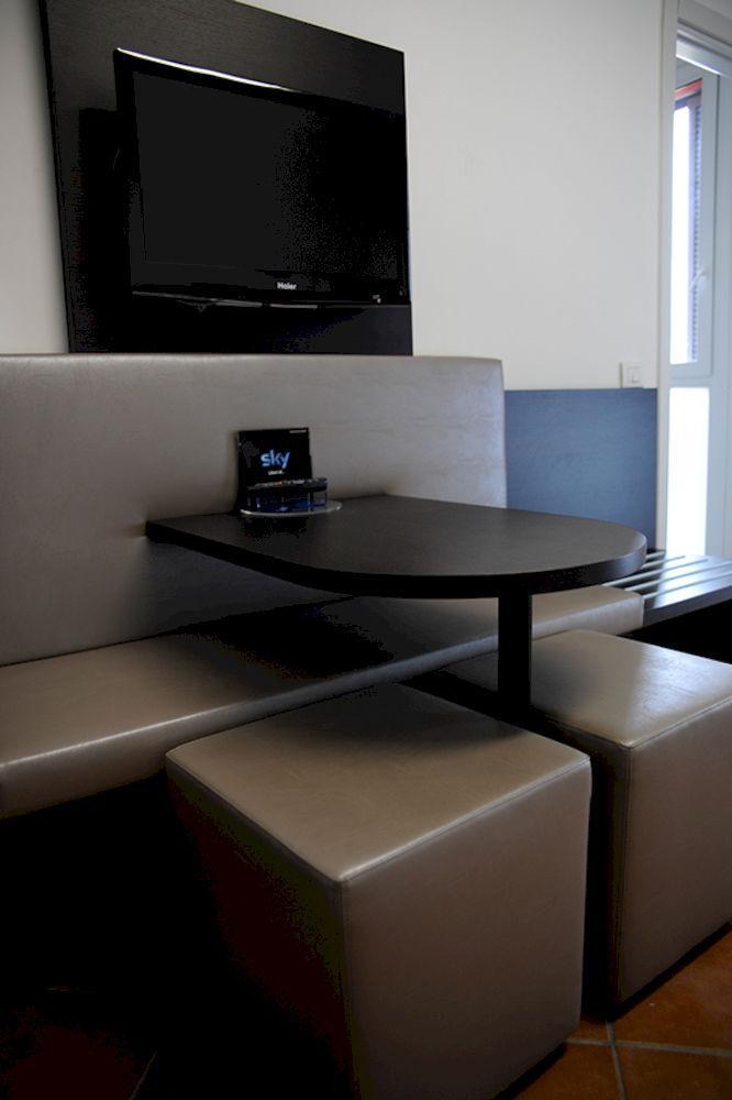 New Generation Chic Sempione Hostel Milan