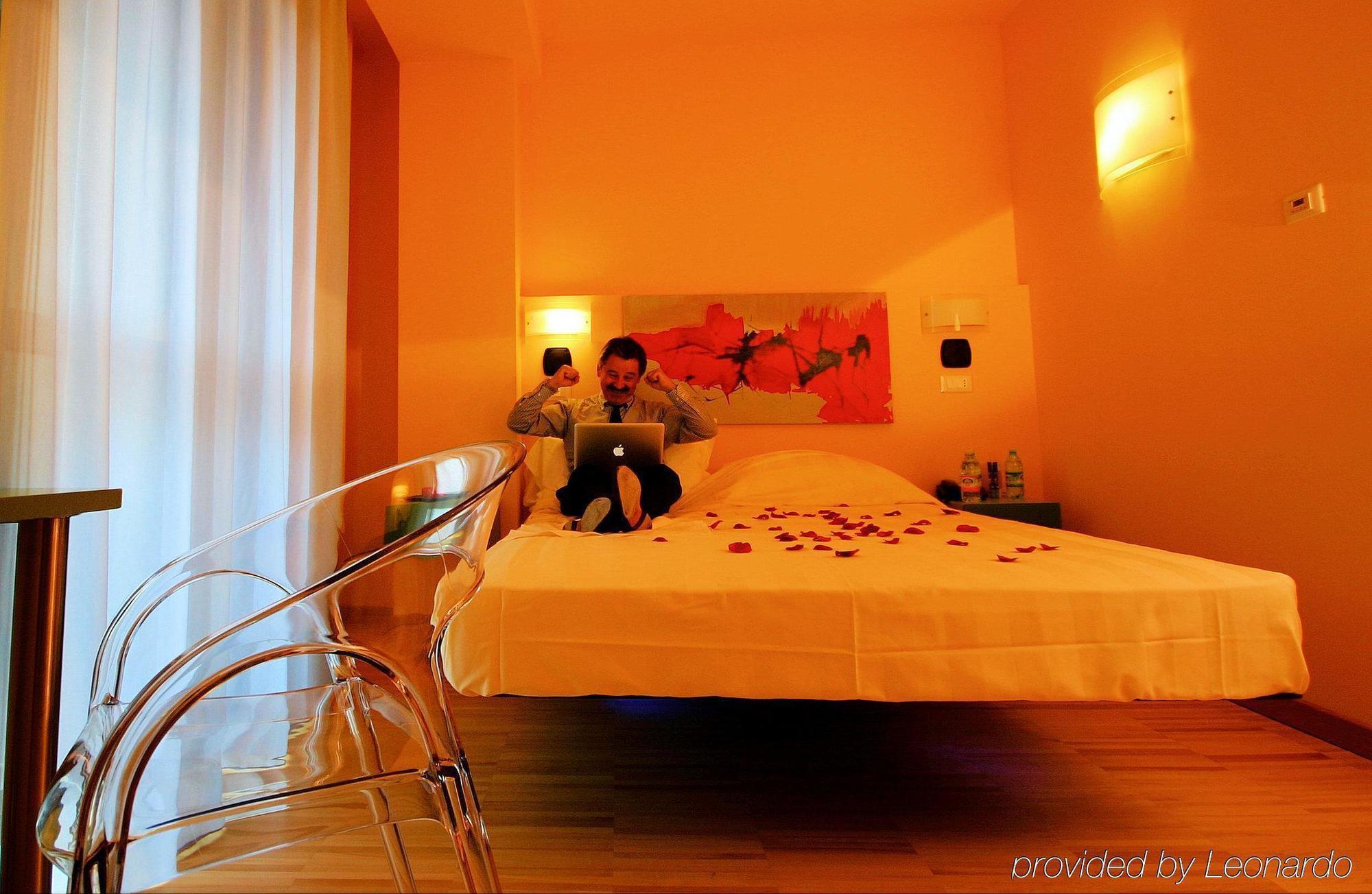 Mihotel Hotel