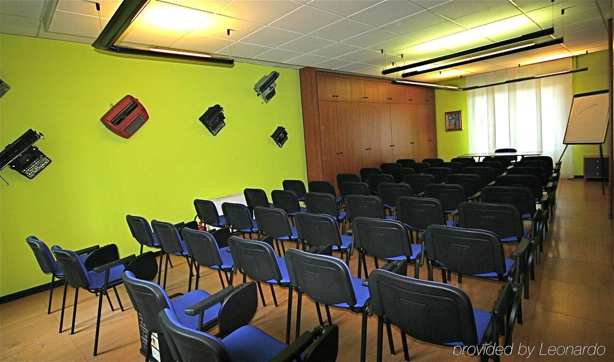 Mihotel Hotel 4*