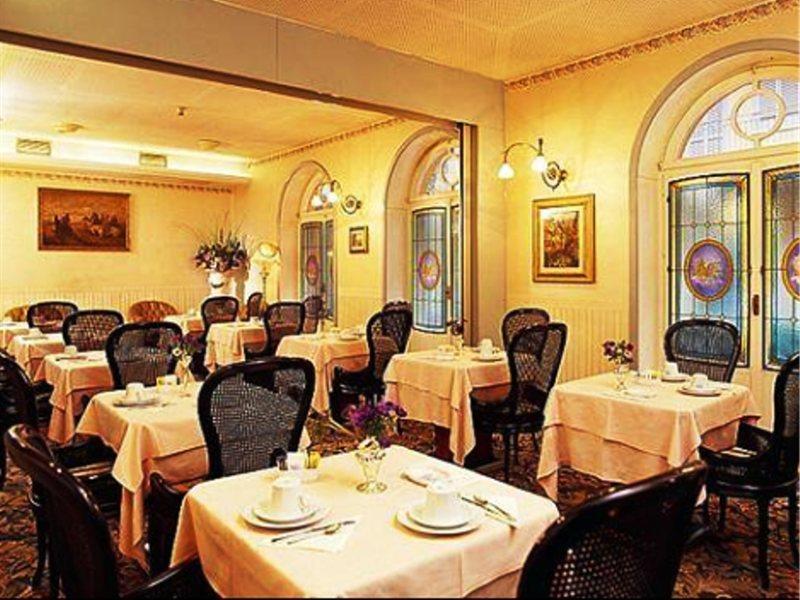 Hotel Jr Bocconi 4*