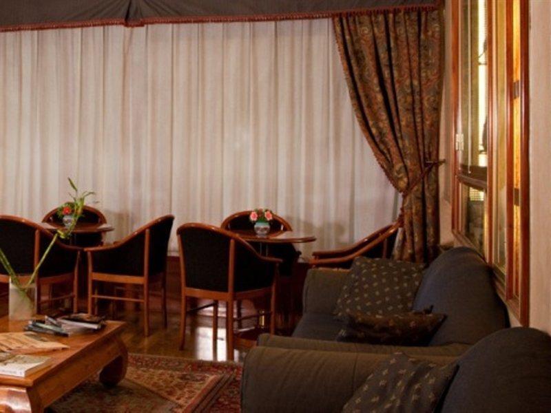 Hotel Unaway & Linea Uno 4*