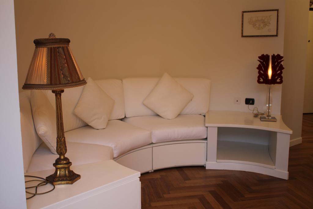 Aparthotel Easy - And Navigli Milan