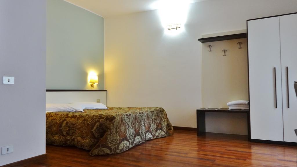 Hotel Lux Durante Milano