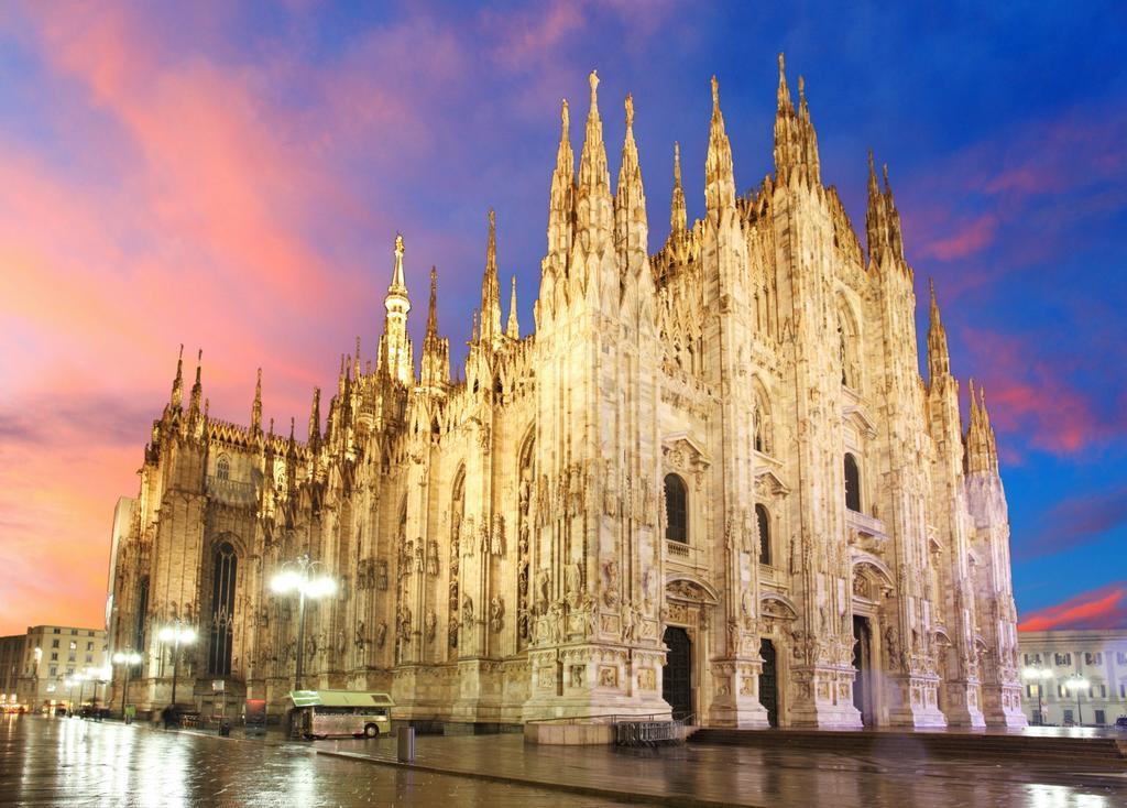 Apartment Superb White Flat Milan