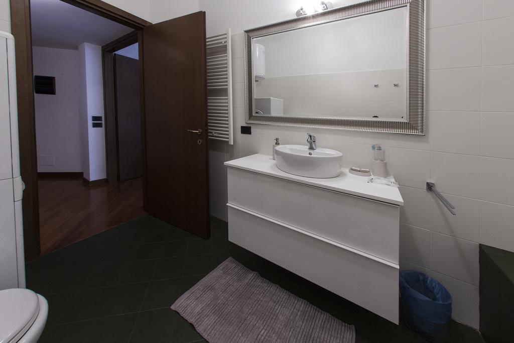 Hemeras Boutique Homes - Design In Center Apartment