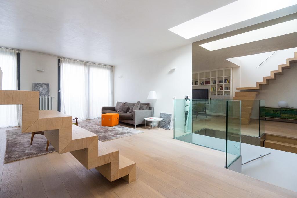 Center Design House Apartment