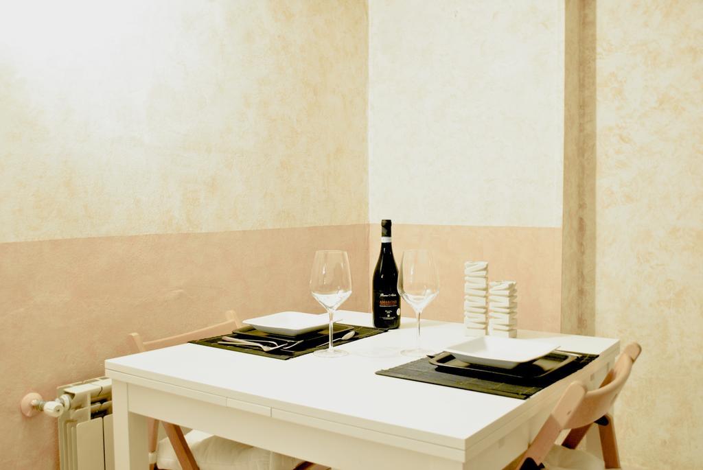 Rho Apartment *