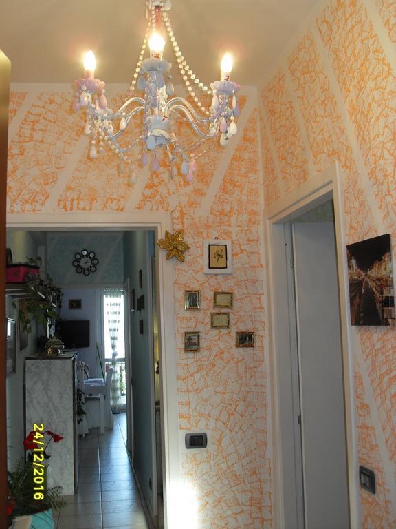 House Guest house *