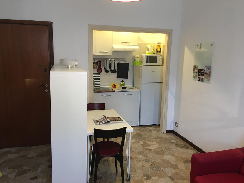 Mauro's Studio Apartment