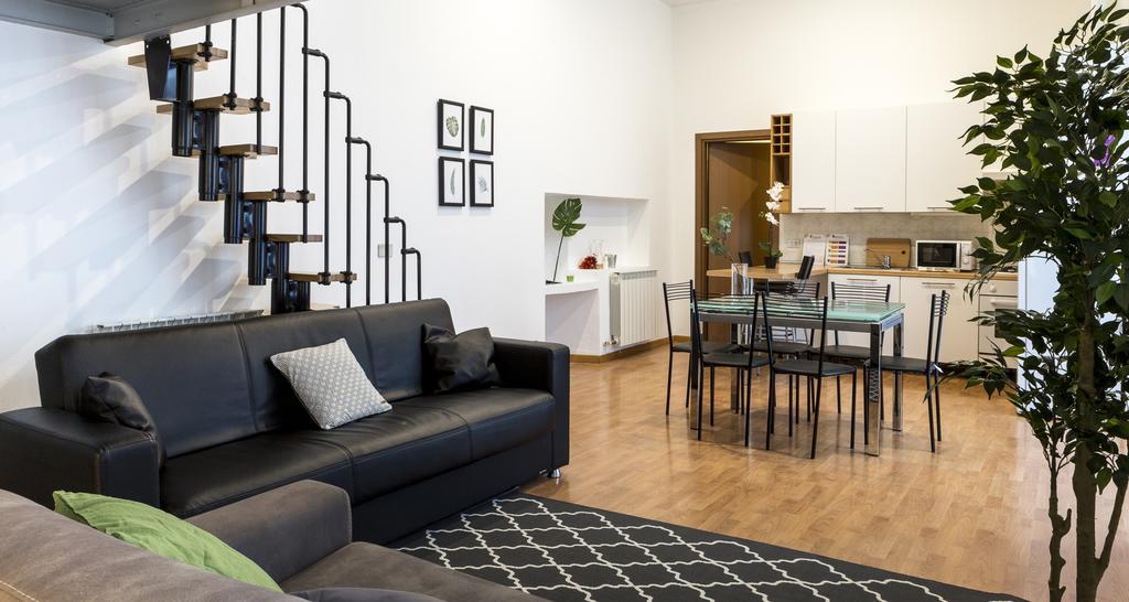 Apartment Altido Crocetta Loft Set Milan