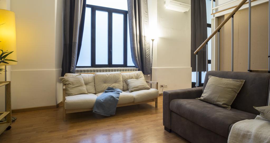Apartment Altido Crocetta Loft Set Milan