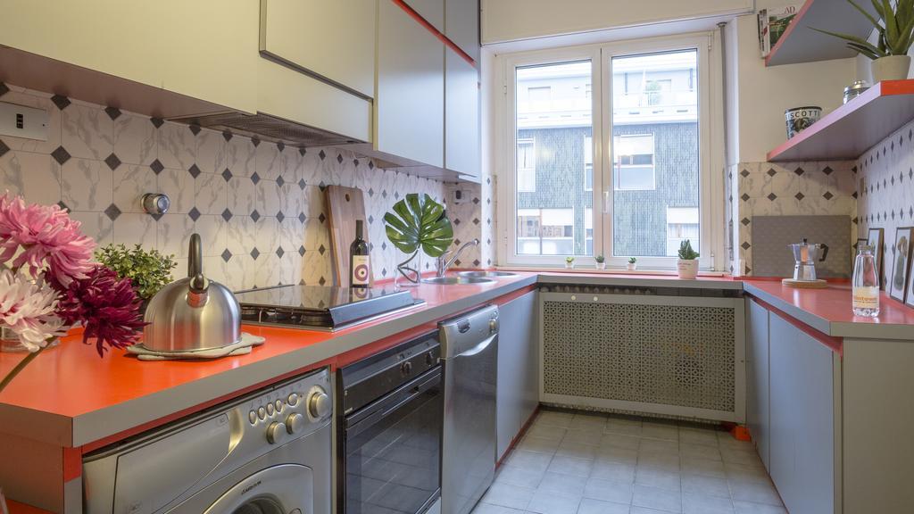 Hintown Night Out House Apartment Milan