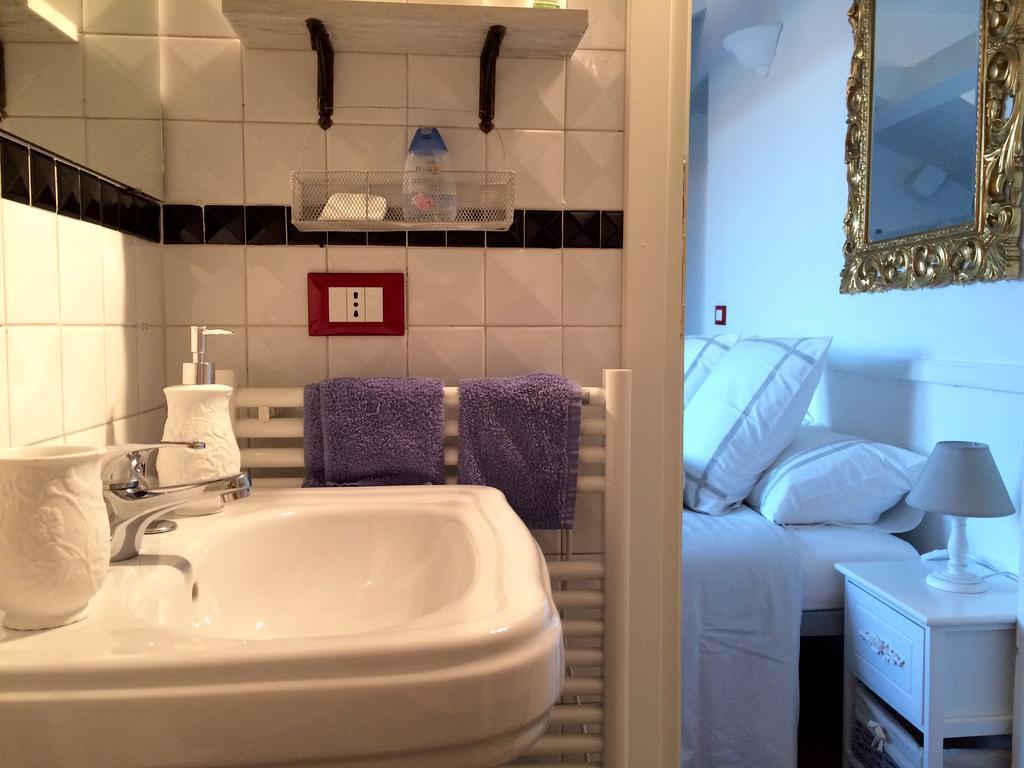 Pied A Terre With Terrazza In Center * Milan