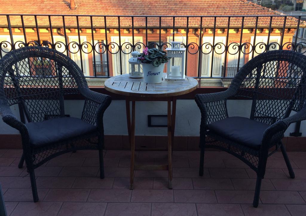 Apartment Pied A Terre With Terrazza In Center