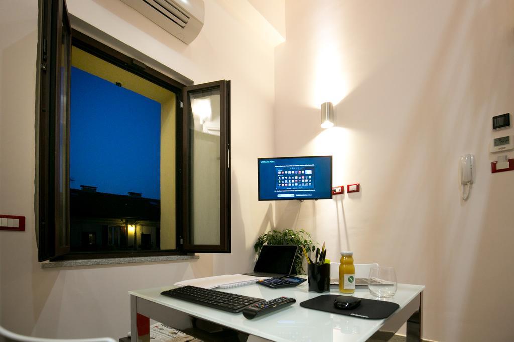 Versoverde Alzaia Naviglio Grande Aparthotel