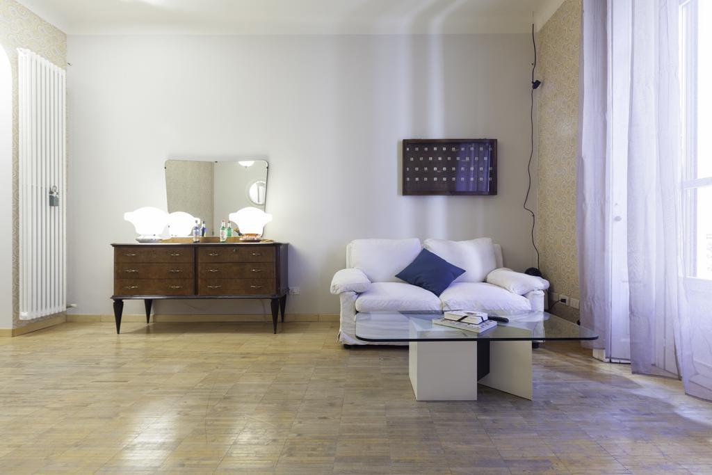 Italianway-cornalia 12 Apartment