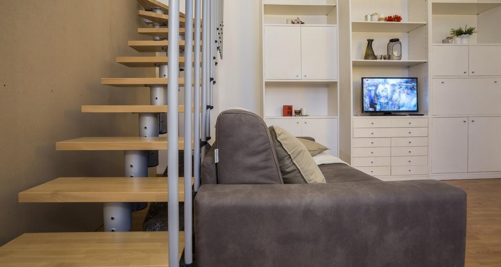 Altido Crocetta Loft Set * Milan