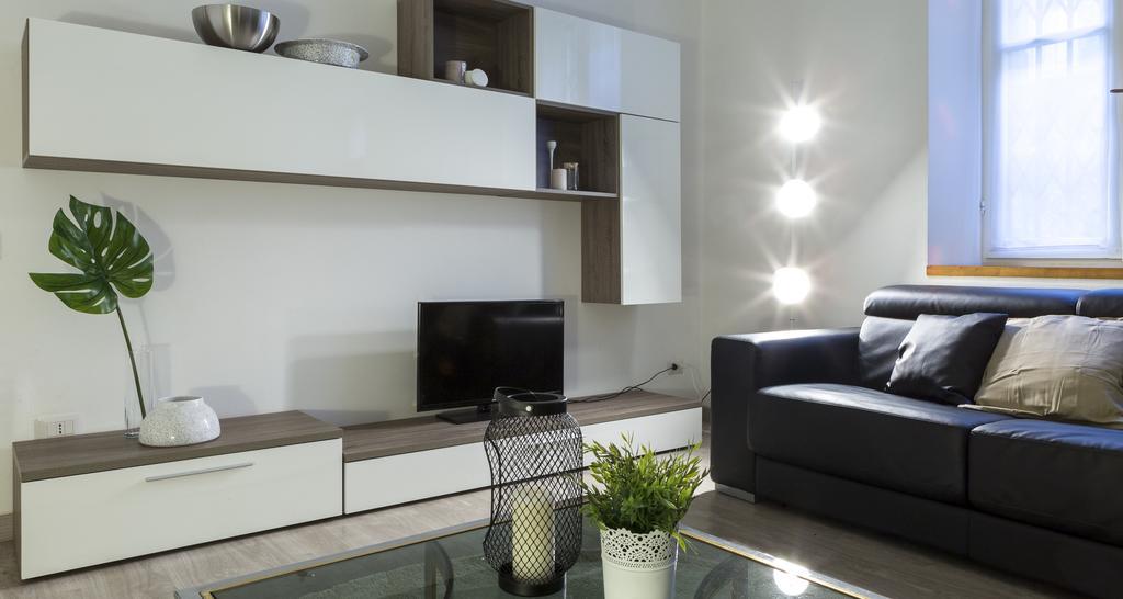 Apartment Altido Crocetta Loft Set Milan