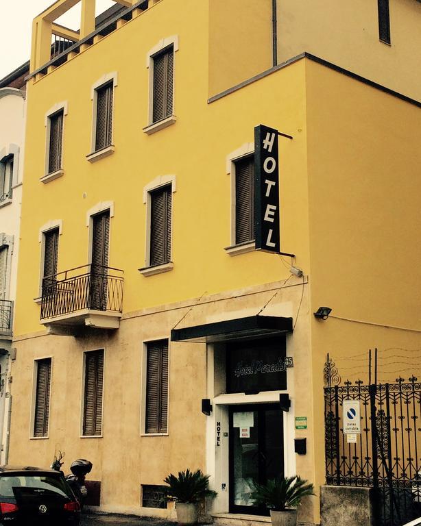 Hotel Paradiso Milan