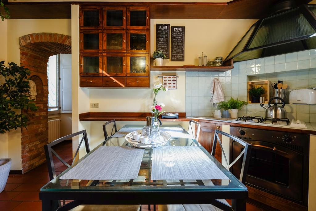 Apartment Corso Garibaldi Milan