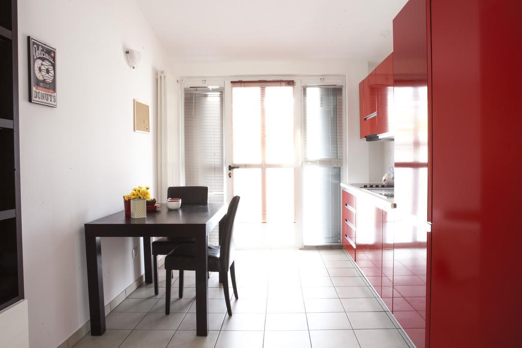 Alessia's Flat - Loreto Apartment Milan