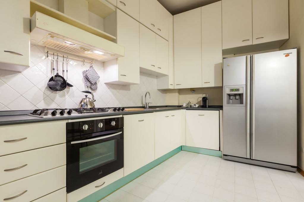 Easyhomes - San Babila Corridoni Apartment *