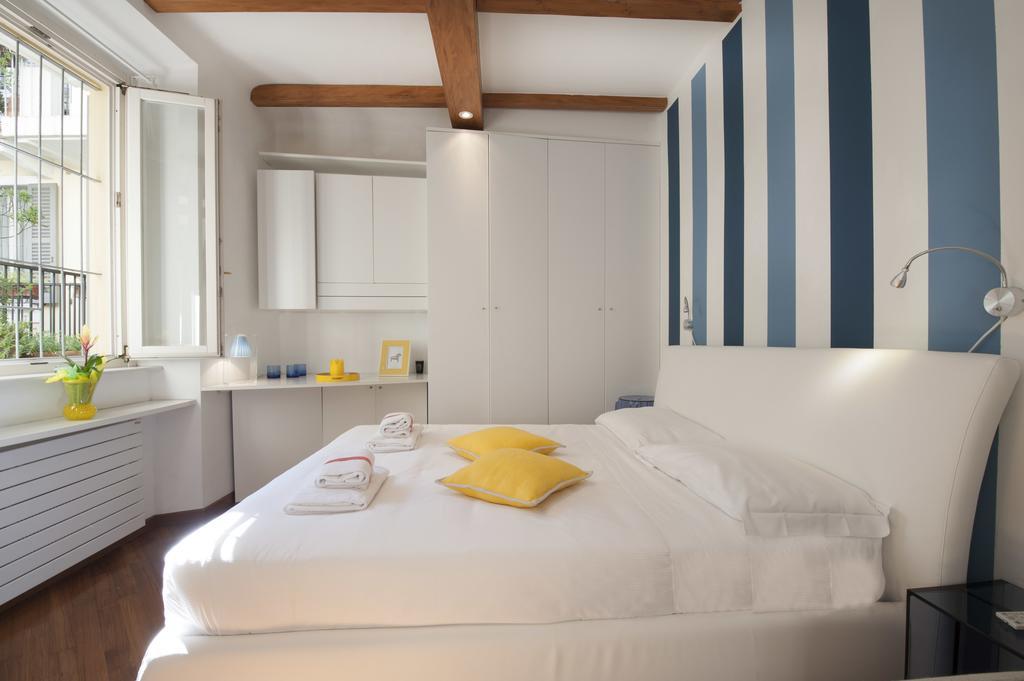 Manzoni Studio Apartment *
