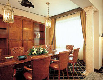 Hotel Atahotel Executive 4*