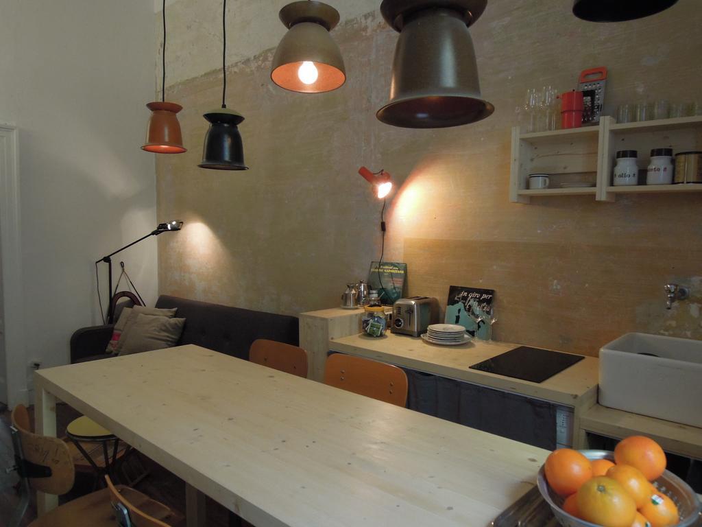 V12 Design Apartment Milan