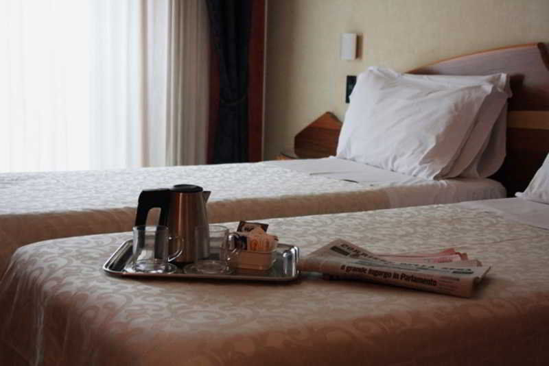 Sunflower Hotel Milan