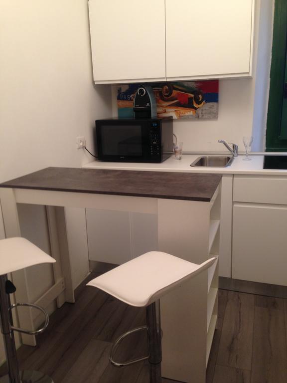 Studio Monte Ceneri 71 Milan