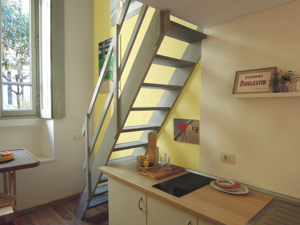 V12 Design Apartment *