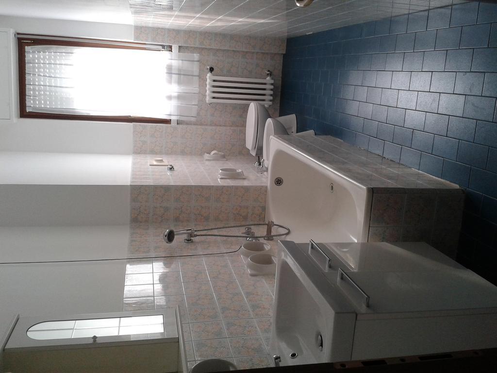 Certosa 3 Bedrooms Appartamento